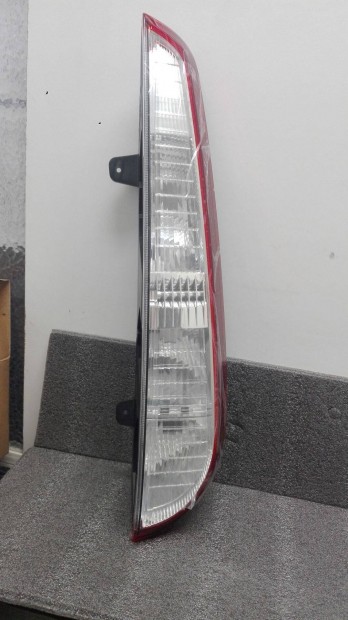 Ford Focus htslmpa jobb kombi 2008 -> 2011 LED, j