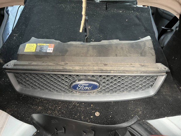 Ford Focus h�t�maszk