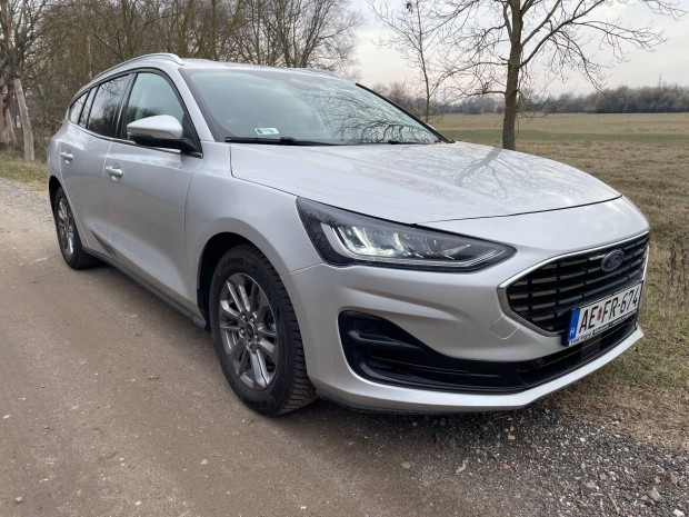 Ford Focus kombi. benzin 2028-ig garancilis tulajdonostl elad