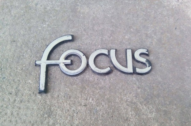 Ford Focus mk1 felirat. (2001)