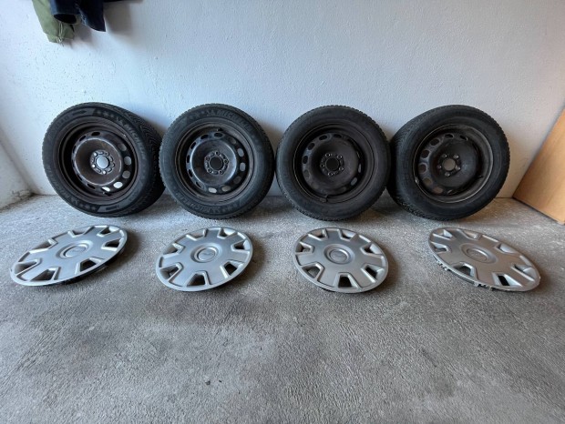 Ford Focus mk2 15 ac�lfelni Michelin t�ligumival, d�szt�rcs�val