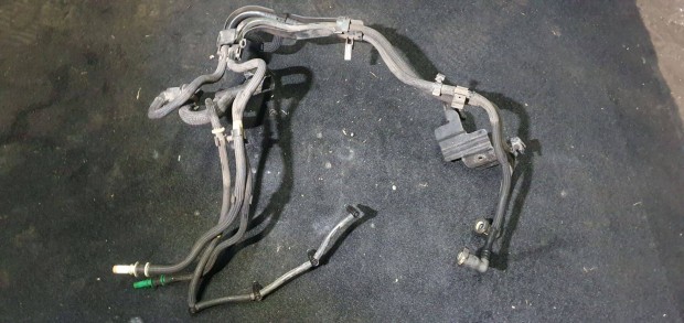 Ford Focus mk2 1.6tdci üzemanyag cső