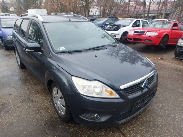 Ford Focus mk2/2 karosszria elemei kombi