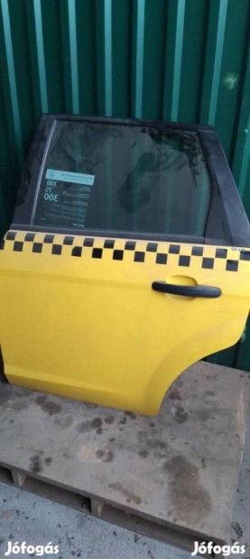Ford Focus mk2 bal hátsó ajtó kombi 2008 tól 2011 ig