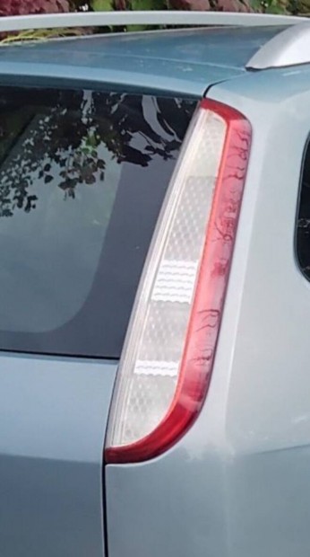 Ford Focus mk2 kombi hátsó lámpa eredeti