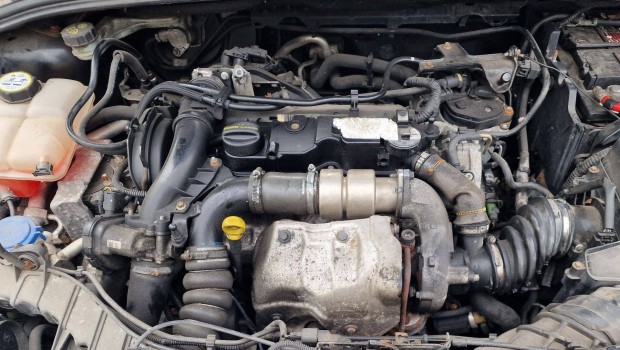 Ford Focus mk3/C-Max2 T1DB 1.6TDCi motor eladó