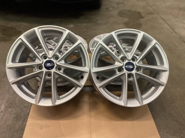 Ford Focus mk3 gy�ri 16"-os alufelni szett 5x108