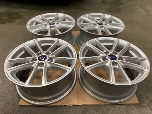 Ford Focus mk3 gy�ri 16"-os alufelni szett 5x108 ET50
