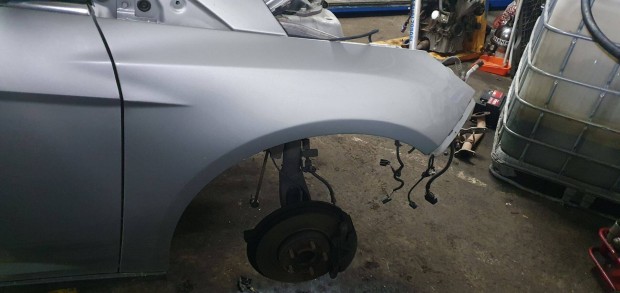 Ford Focus mk3 jobb els srvd