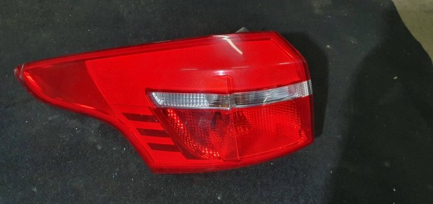 Ford Focus mk3 kombi bal hátsó külső lámpa