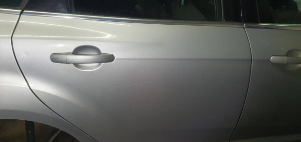 Ford Focus mk3 kombi jobb hátsó ajtó