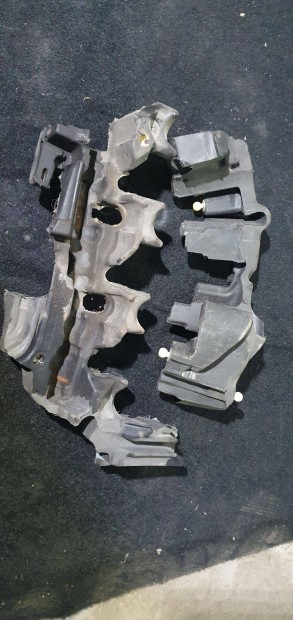 Ford Focus mk4 1.5tdci porlasztó szigetelés