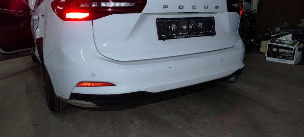 Ford Focus mk4 facelift kombi h�ts� l�kh�r�t�