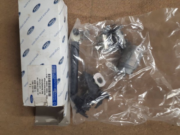 Ford Focus motorhztetnyit zr