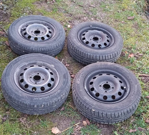 Ford Focus nyári kerék szett acélfelnin 185/65R14 4x108