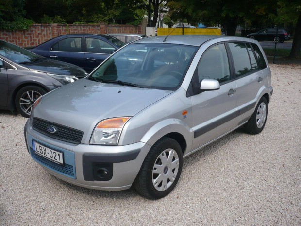Ford Fusion 1.4 Fresh 1 Tulaj! Vonóhorog! Digit...