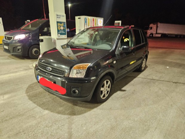 Ford Fusion 1.4 Platinum j forgalombahelyezss...