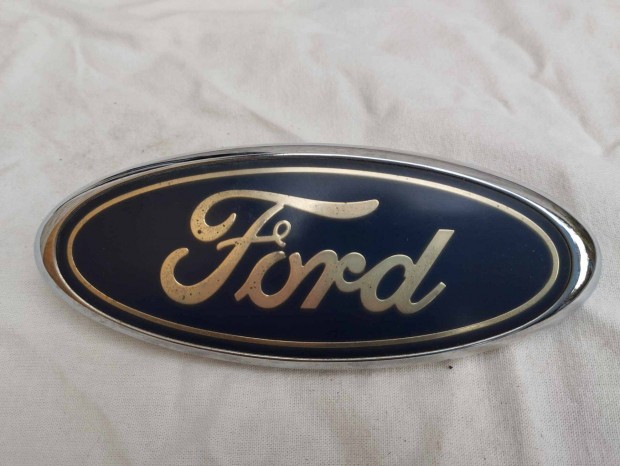 Ford Fusion 1.4 benzin - Ford emblma
