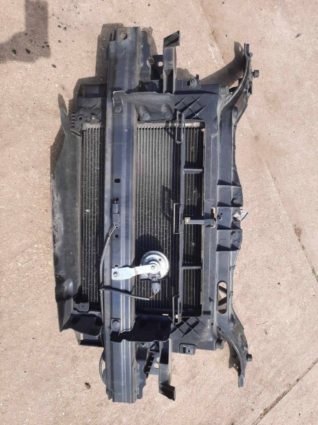 Ford Fusion első lökhárító merevítő