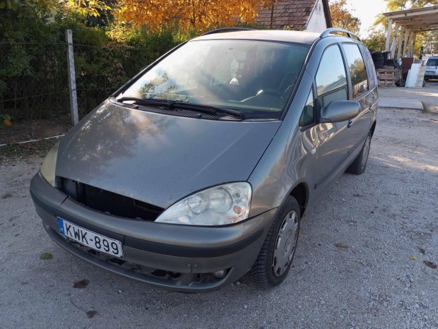 Ford Galaxy 1.9 TDI Trend Sorszm:114