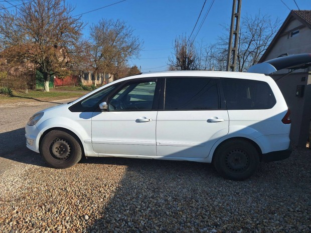 Ford Galaxy 2.0 TDCi Trend Powershift egyter�
