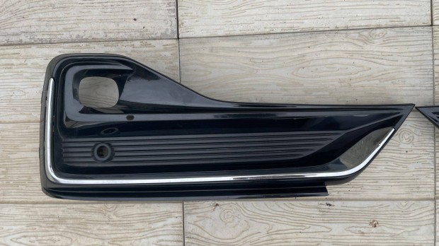 Ford Galaxy MK4 jobb első lökhárító betét LM2B-19952-V