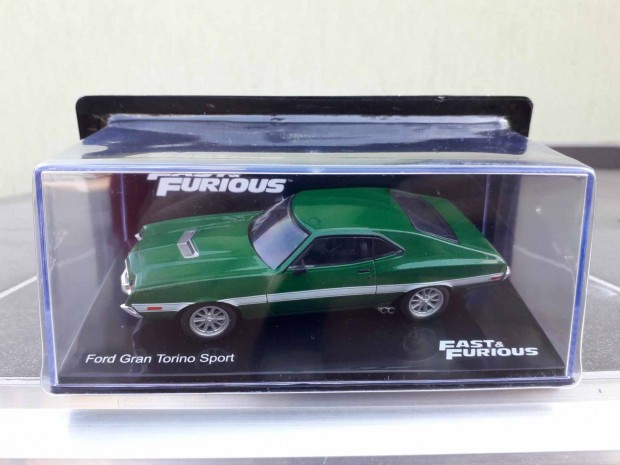 Ford Gran Torino 1:43 1/43 Hallos Iramban