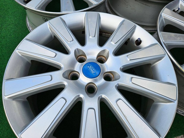 Ford Gyri 17" 5x108 Alu Felni Szett - r/4db