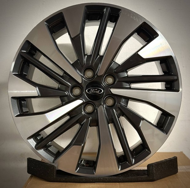 Ford Gyári új 18zoll 5x108 alufelnik 2 fazonban