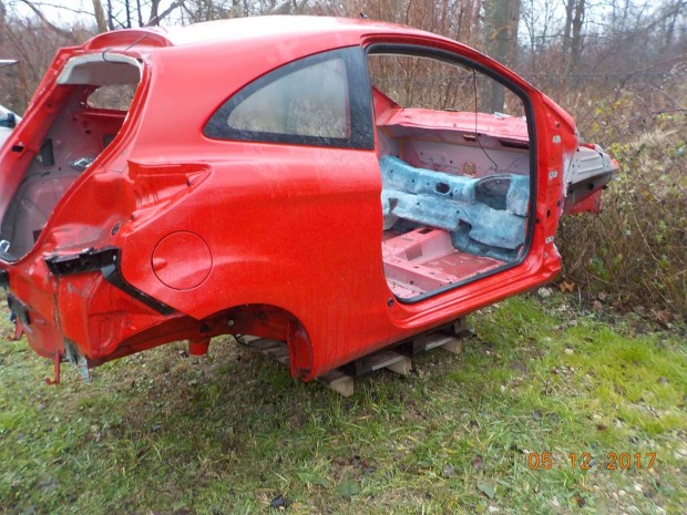 Ford-KA 1,2 Trend 2012-es,Osztrák alkatrészek Tapolcán eladók