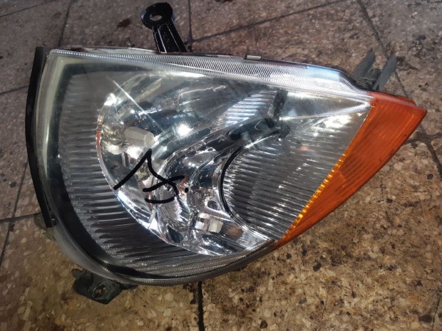 Ford Ka MK1 Jobb Els� L�mpa / F�nysz�r�