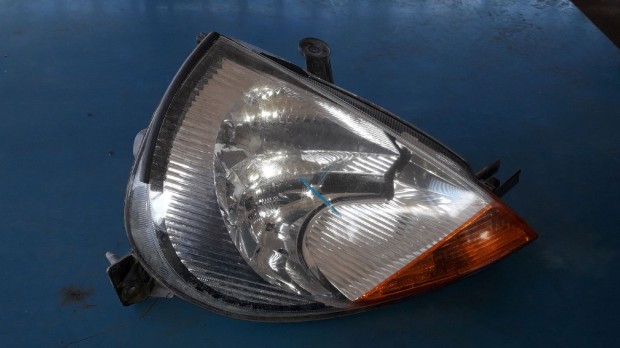 Ford Ka MK1 Jobb Els� L�mpa / F�nysz�r�