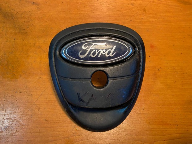 Ford Ka Mk1 1.3 csomagtr gomb