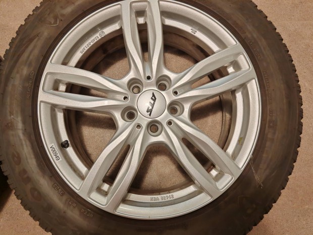 Ford Kuga 18col alufelni 225/60r18 téli gumi