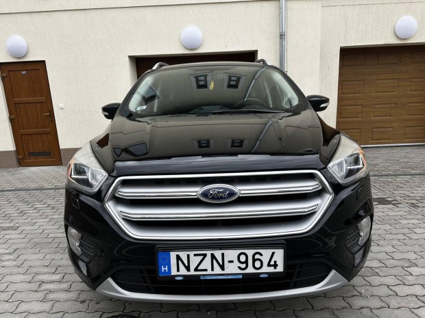 Ford Kuga 1.5 Ecoboost Business Technology B6