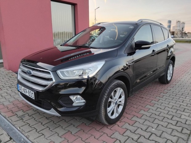 Ford Kuga 1.5 TDCi Business Technology kitünő á...