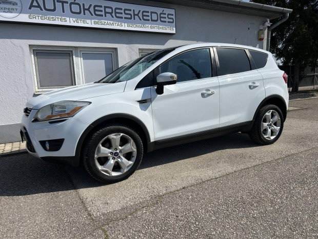 Ford Kuga 2.0 TDCi Titanium 4WD Tempomat/Panor�...