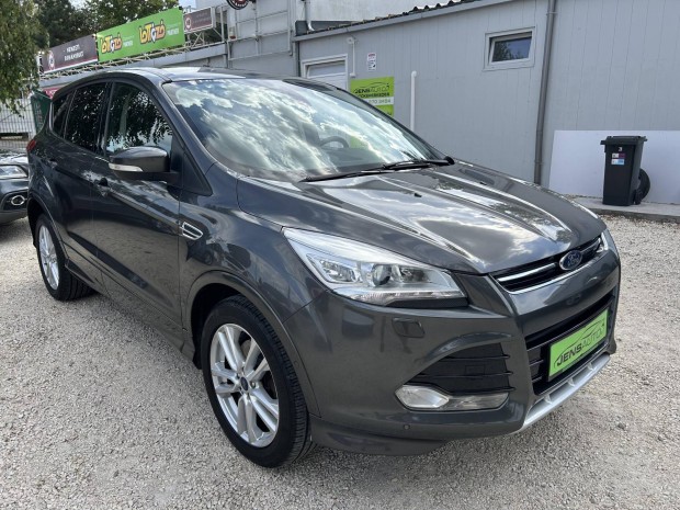 Ford Kuga 2.0 TDCi Titanium Plus Szervizkönyv