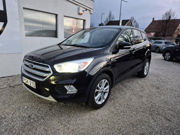 Ford Kuga 2.0 TDCi Titanium Technology Szervize...