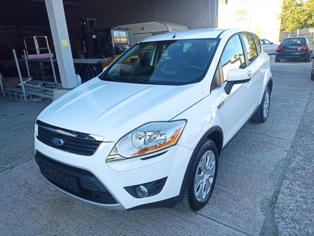 Ford Kuga 2.0 TDCi Trend 4WD 4x4-es. rozsdament...