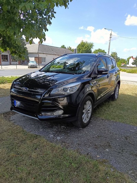 Ford Kuga 4x4,kézi váltó, xenon ,v.horog,Tdci150Le