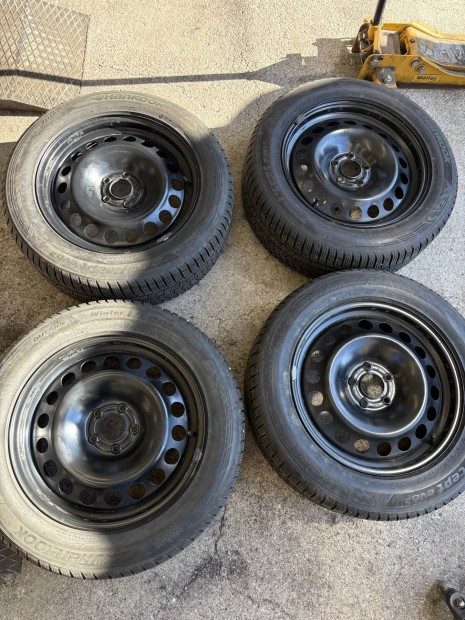 Ford Kuga 7.5X17 ET52.5 aclfelni garnitra