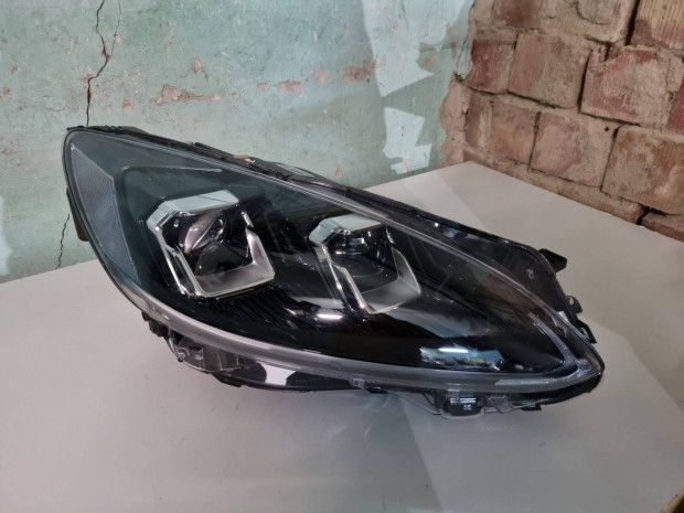 Ford Kuga Jobb els fnyszr lmpa LV4B-13E016-AN