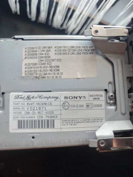 Ford Kuga MK1 Sony CD-s autórádió