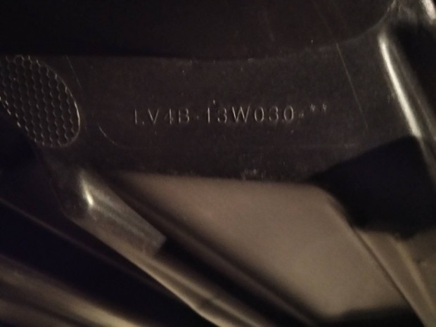 Ford Kuga MK3 fnyszr