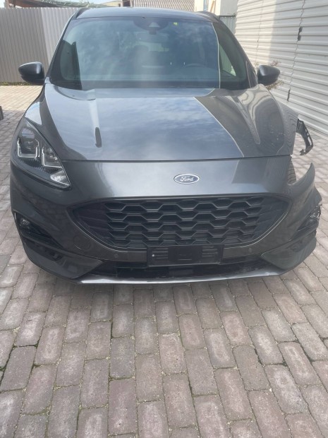 Ford Kuga ST line