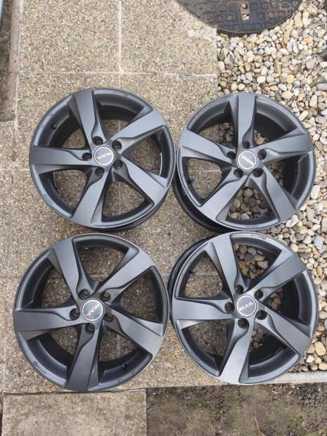 Ford Kuga - Mondeo alufelni 5X108 7J 17 ET 50 méret