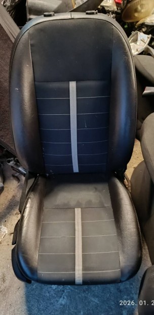 Ford Kuga els� �l�s 