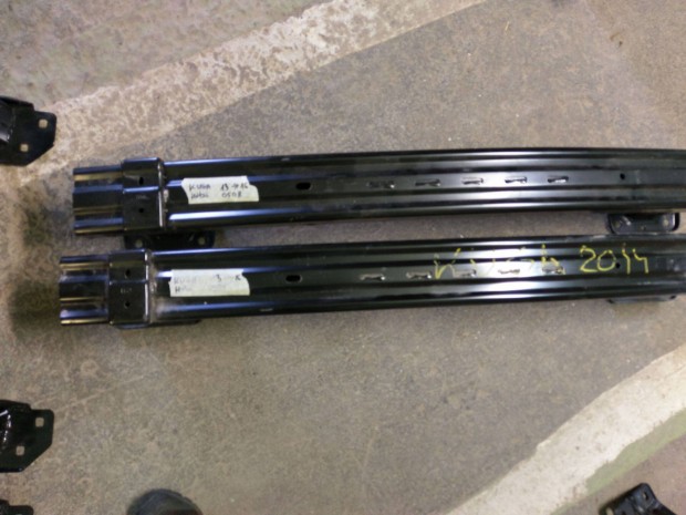 Ford Kuga hts lkhrt merevt kereszttart (2013-2016)