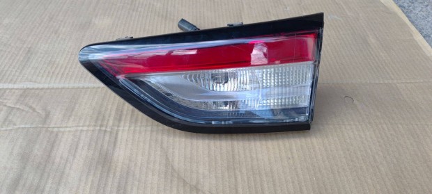 Ford Kuga mk3 jobb hátsó belső ledes lámpa
